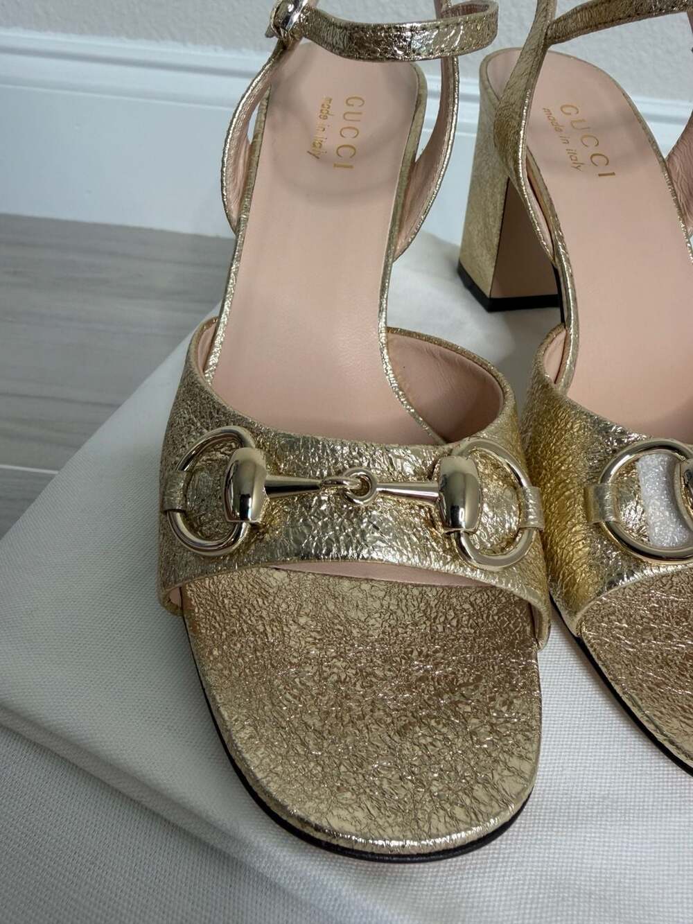 Gucci Galassia Horsebit Metallic Platino Block Heel Sandals - Picture 7 of 11